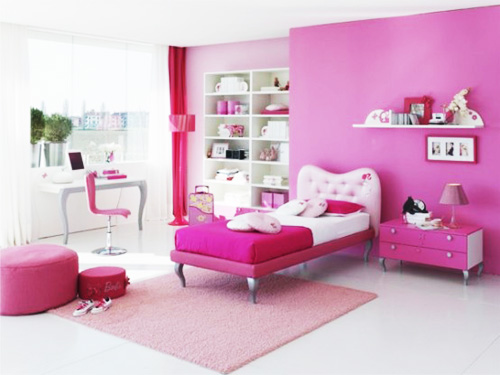 decorating-room-for-barbie-princess.jpg